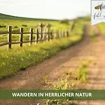 Ferienhaus Fantaisie - Wohnen Nahe Schlosspark -stadtgrenze Bayreuth Fuer 1-5 Pers, Hunde Willkommen, Voll Eingezaeunt